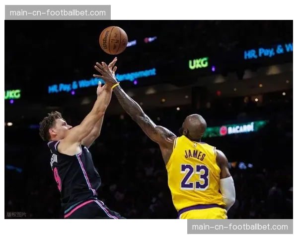 萨布丽娜·约内斯库深度访谈：谈论三分大赛纪录与球队领袖角色